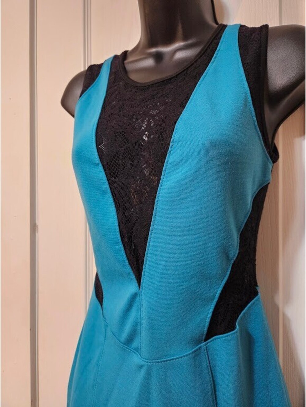 Mystic Open Back Lace Dress Medium Teal Black Cocktail Party Glam